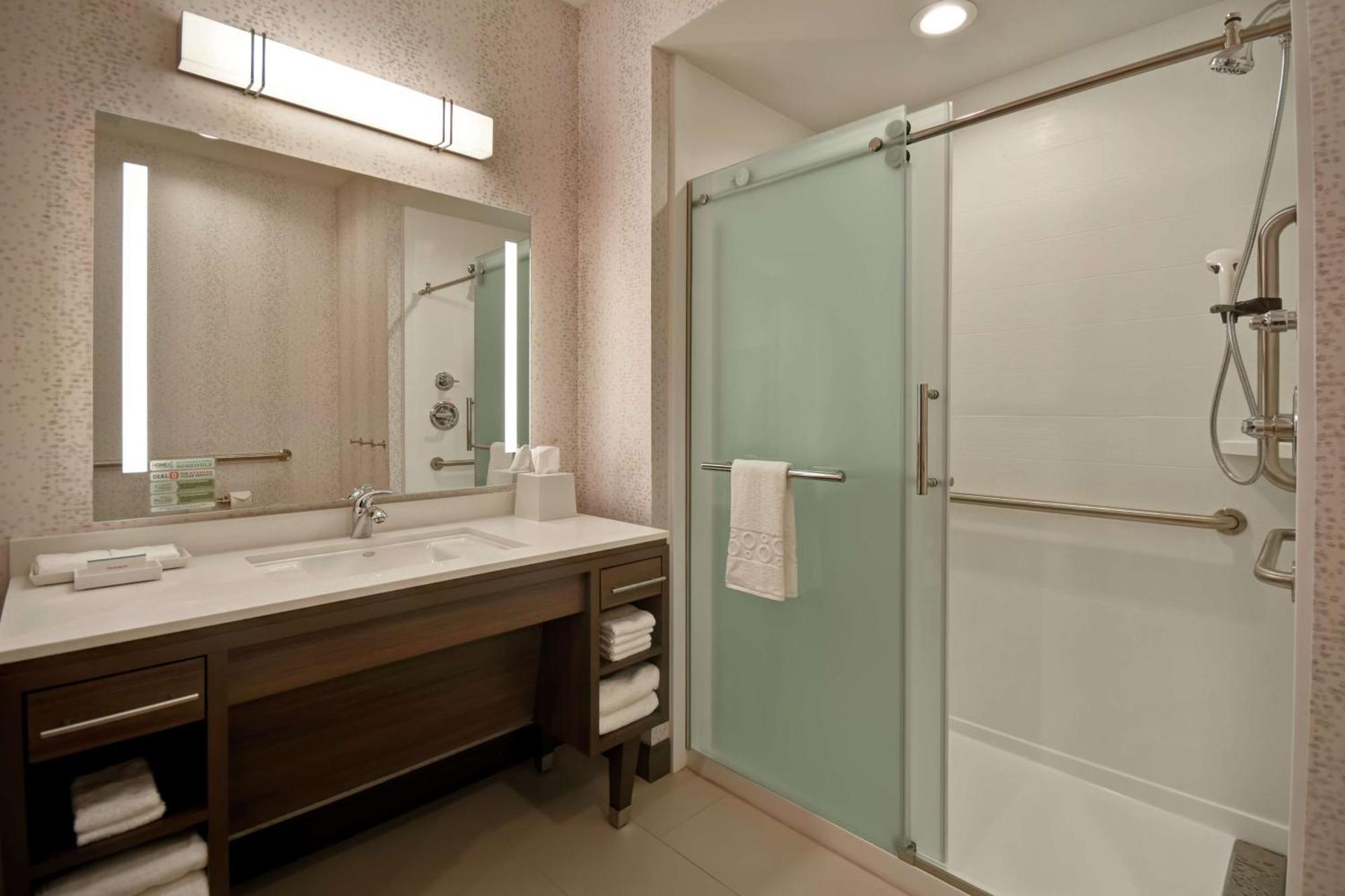 Home2 Suites By Hilton Wichita Northeast Ngoại thất bức ảnh